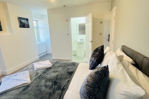 Kamar Double, 1 Tempat Tidur Double, Bebas Asap Rokok, ensuite | Meja kerja, Wi-Fi gratis, dan seprai linen