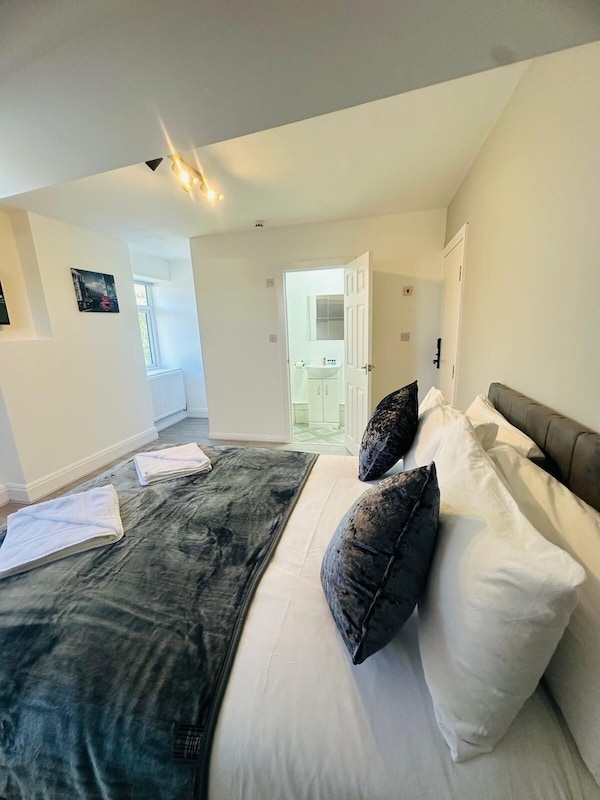 Melrose Abbey Guest House - Liverpool