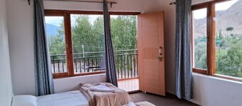 julley ladakh homestay