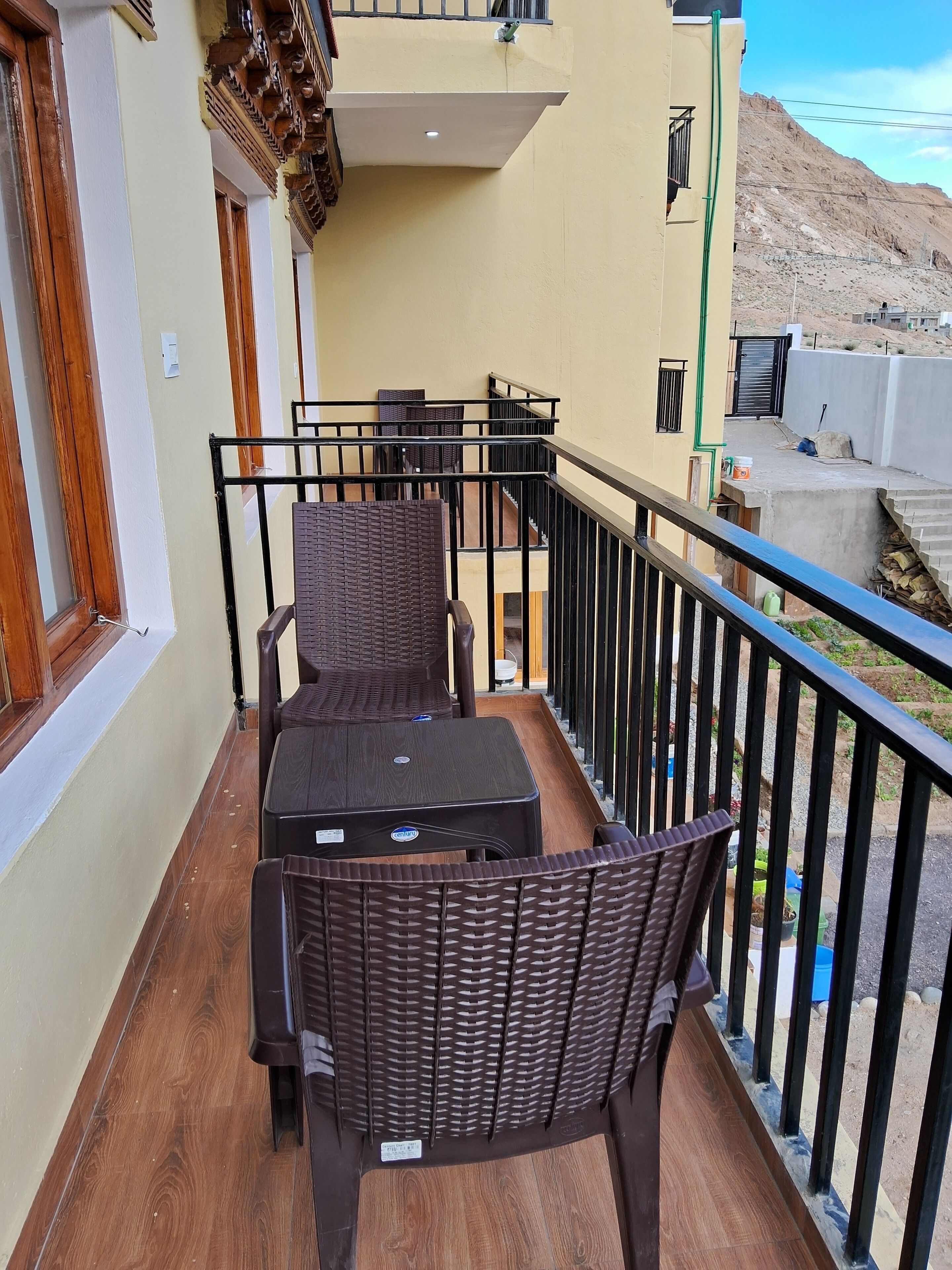 Comfort Double Room, Private Bathroom, Mountain View | Property grounds