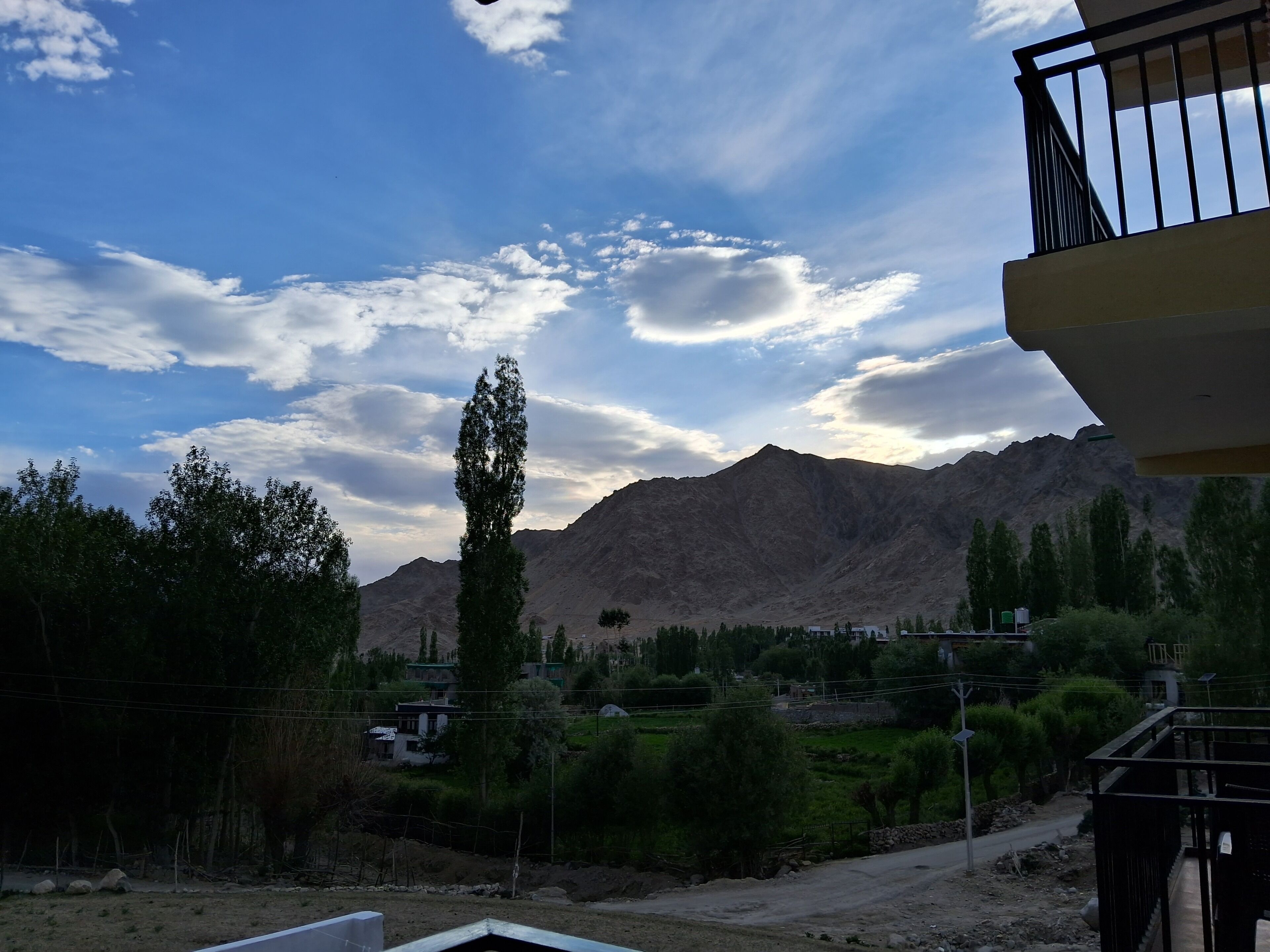 إطلالة من الشرفة