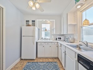 Fridge, microwave, oven, stovetop - Pet-Friendly Home in Cape May w/ BBQ & Fireplace (Cape May)