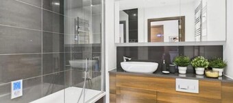 Stylish Mid-Long Stay 1-Bedroom Apartment in Great Baddow