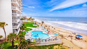 On the beach - NEW! Aquarius Condo - Oceanfront #405 (Ormond Beach)