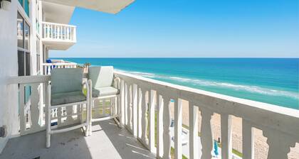 Oceanfront-No-drive beach! Aquarius #405
