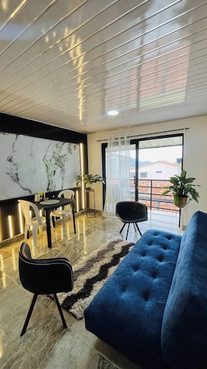 Apartment, 1 Bedroom, Balcony | Interior
