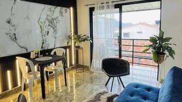 Apartamento, 1 habitación, balcón | Interior