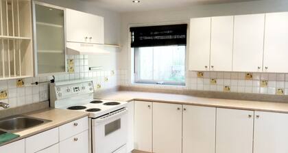 5 bedroom home in Vanier, Ottawa