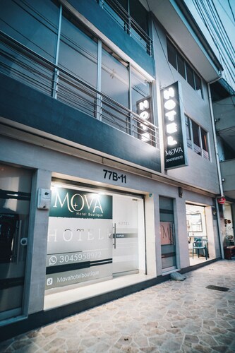 Hotel Mova 
