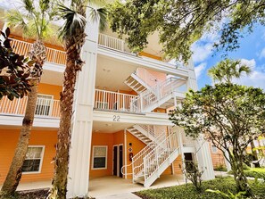 Exterior - Sun, Pools & Theme Parks  Cozy 2BR at Bahama Bay (Davenport)