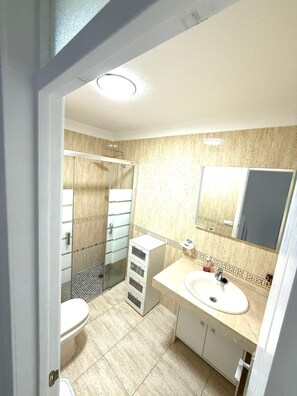 Shower, hair dryer, towels - Arcoiris 1 - Two Bed (Callao Salvaje)