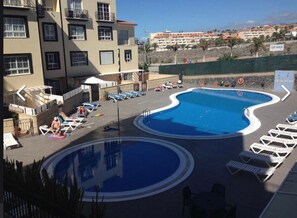 Pool - Arcoiris 1 - Two Bed (Callao Salvaje)