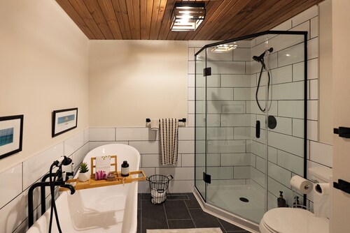 Heritage Carriage House in Cataraqui Village