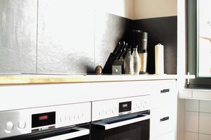 Unclassified image, 5 of 6, button - Vrbo Property (Antweiler)