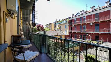 Apartment (2 Bedrooms) | Bahagian dalam