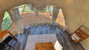 Interior - Hain Glamp (Przesieka)