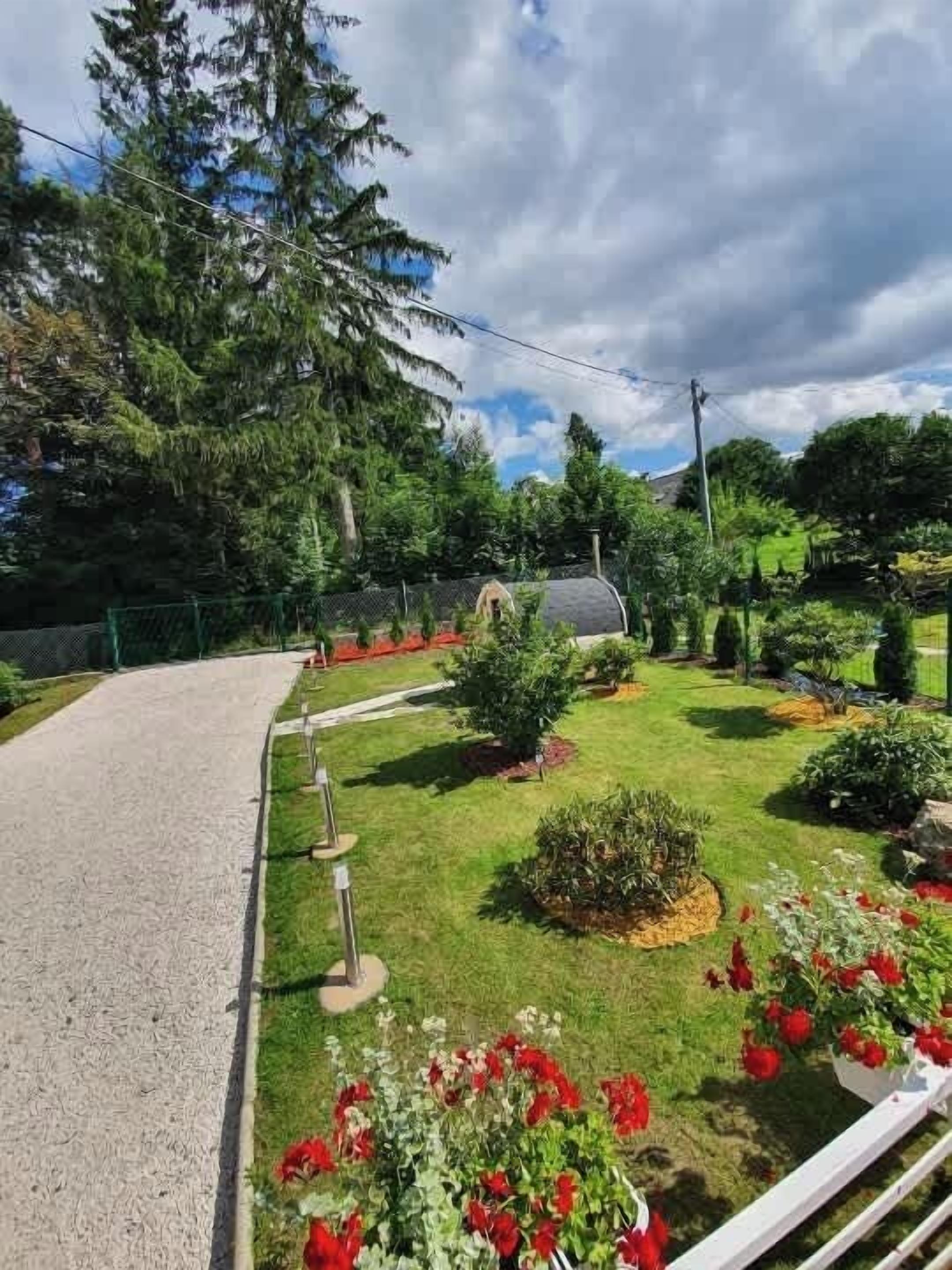 Jardines del alojamiento