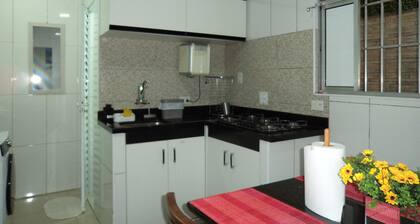 Cozy house with easy access to the Vila Sônia metro station.