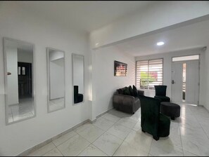 Unclassified image, 3 of 7, button - Vrbo Property (Cali)