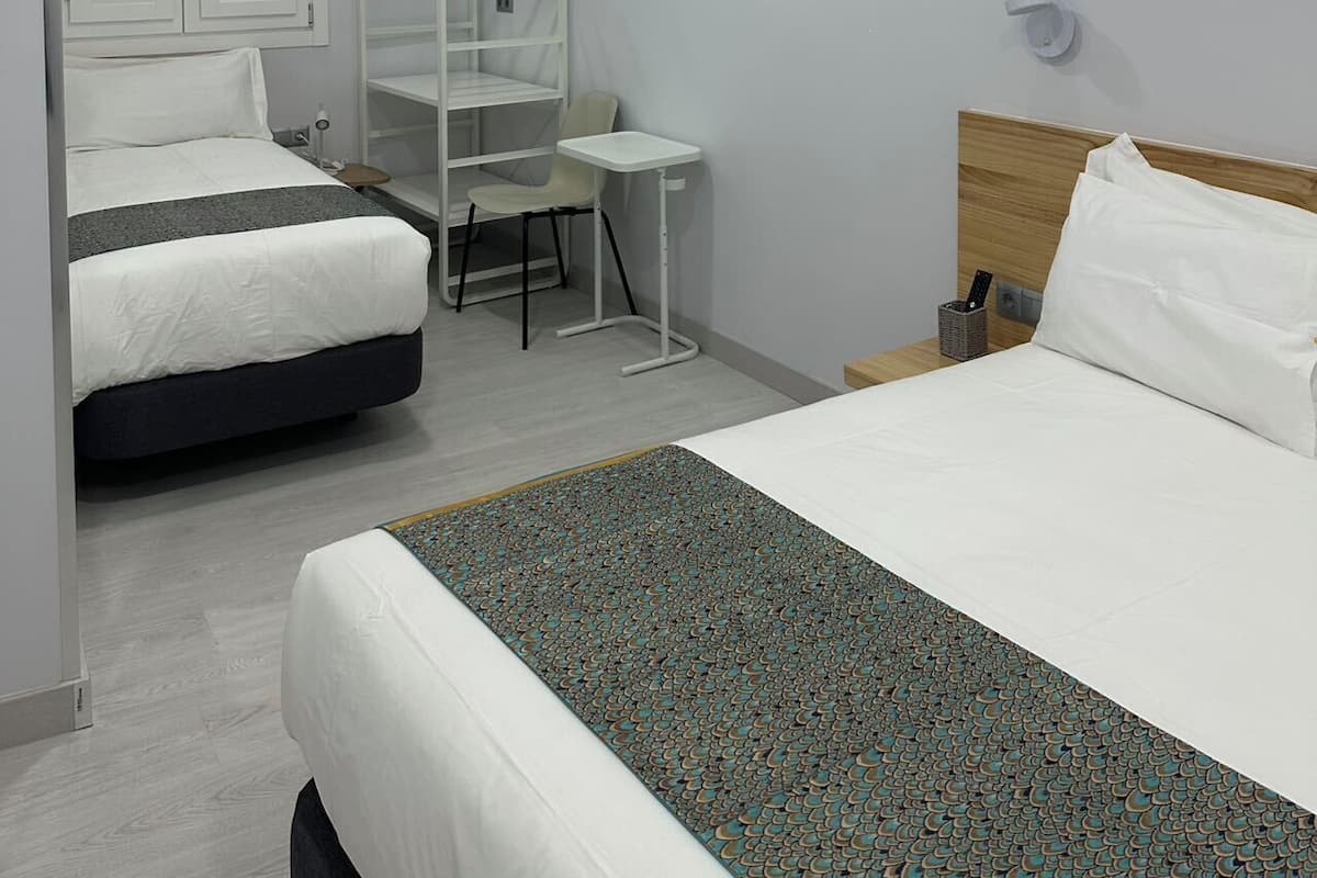 Kolmen hengen comfort-huone