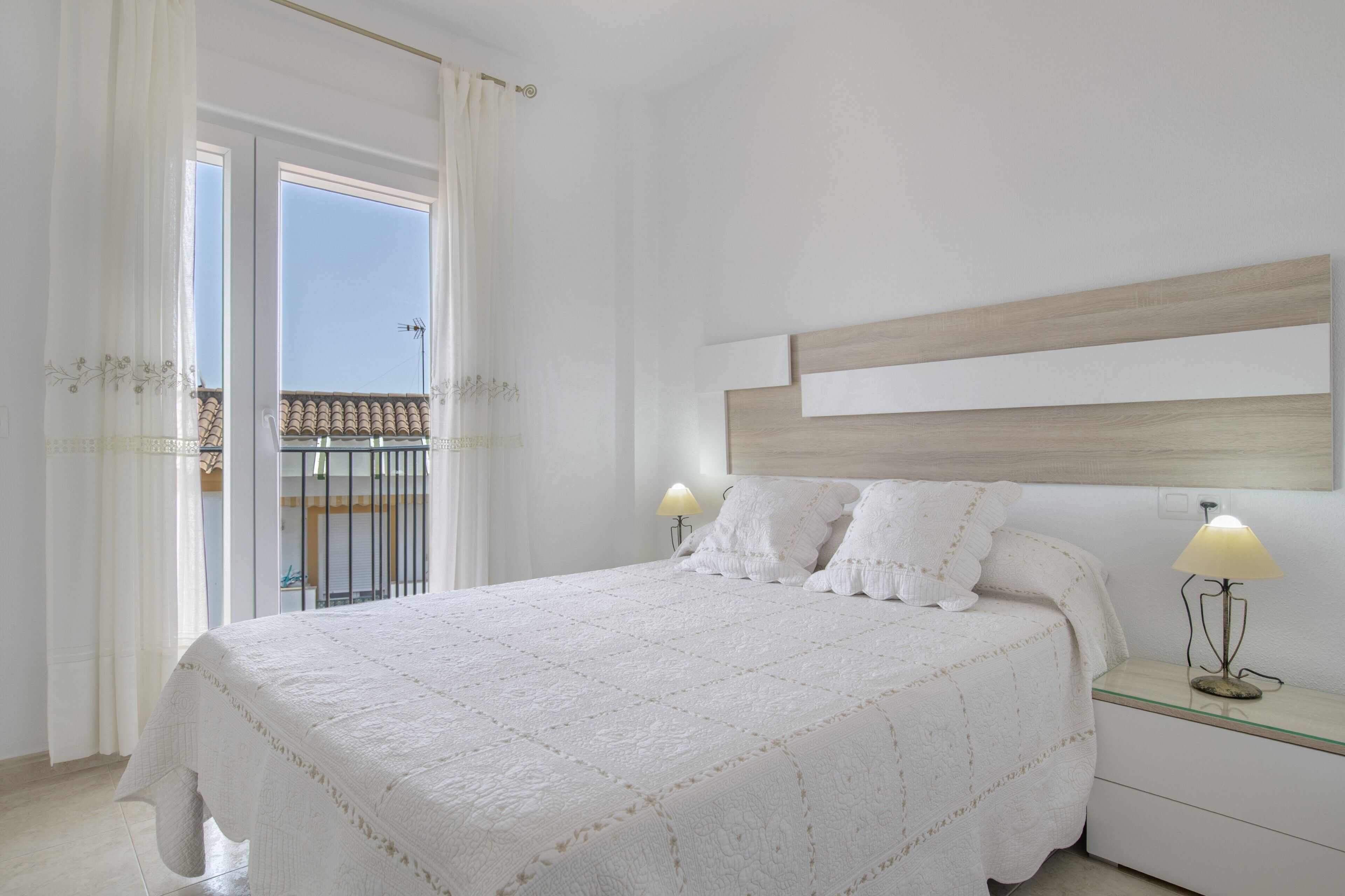 3 bedrooms, WiFi, bed sheets