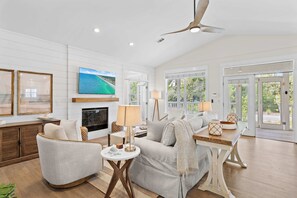TV, fireplace - Avia Laura | 6-Seater Golf Cart | Fenced-In Yard (Santa Rosa Beach)