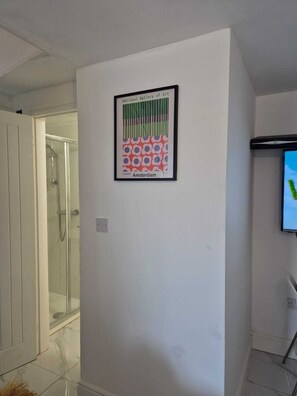 Bathroom - Private room in Little Bridgeford (LITTLE BRIDGEFORD)