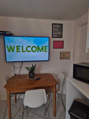 Dining - Private room in Little Bridgeford (LITTLE BRIDGEFORD)