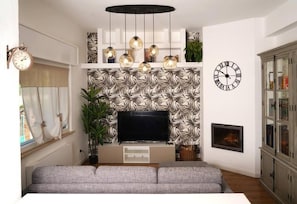 Uklassifisert bilde, 3 av 13, knapp