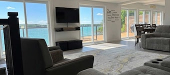 Vue, Spa et Fleuve | Chalet DG Île d'Orléans