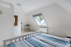4 chambres, fer et planche à repasser, Wi-Fi, draps fournis
