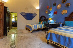 Room - Exquisite colonial 2-bedroom house in peaceful Mérida with pool! (Mérida)