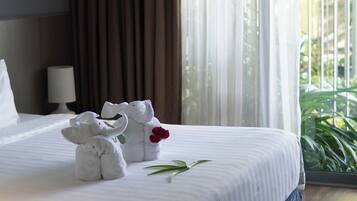 ラグジュアリー ダブルルーム バルコニー ビーチビュー