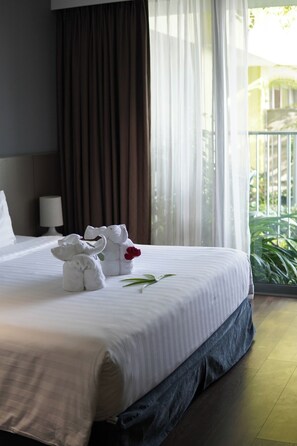 Quarto casal superluxo, sacada, vista para a praia