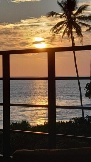 Superior Apartment, Balcony, Sea View - The Ocean Villa  (maddewatta)