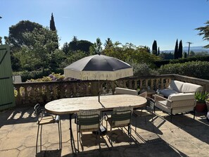 Outdoor dining - Bastide provençale - Private pool 11m - Air conditioning - Pizza oven - Aix 5min (Aix-en-Provence)