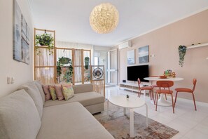 TV - Apartment 'Algarve Vilamoura' with Wi-Fi and Air Conditioning (Quarteira)