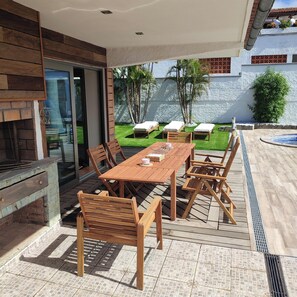 Outdoor dining - Vrbo Property (Puerto de la Cruz)