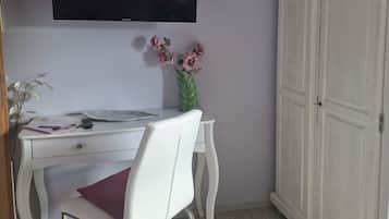 Quarto casal, vista para o jardim | Parte interna