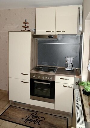 Apartamento, vistas al jardín | Cocina privada