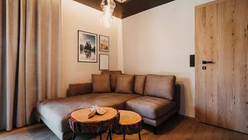 Apartment, Bergblick | Wohnbereich