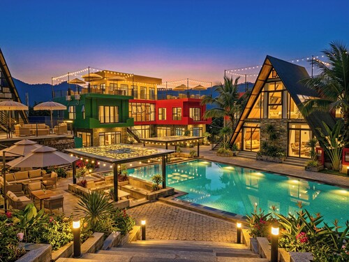 Cat Ba Fishing Village Bay House