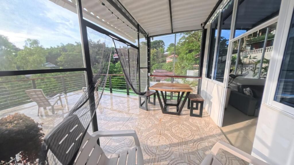 Deluxe Room, Balcony, Courtyard View | Outdoor dining