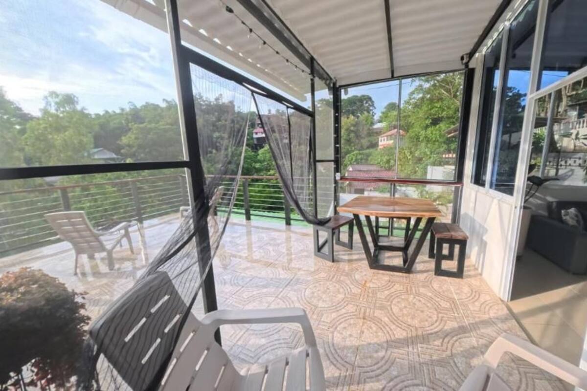 Deluxe Room, Balcony, Courtyard View | Outdoor dining