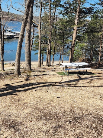 Outdoor dining. DnD Campgrounds Site 7 Family Camp