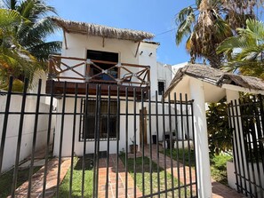 Exterior - Beautiful house next to the beach (Cancún)