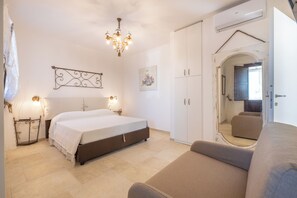 2 bedrooms, internet, bed sheets - Beautiful renovated pajara Dimora Ducale Vecchio Salento (Puglia)