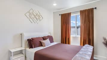 1 bedroom, iron/ironing board, free WiFi, bed sheets