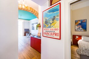 1 bedroom, free WiFi, bed sheets - Quercia design home in the center (Naples)