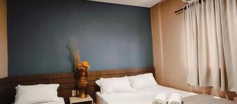 Hotel Cardinal Pedro Juan Caballero